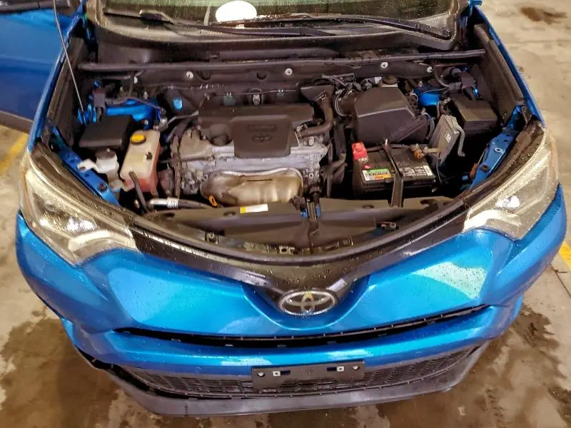 2016 TOYOTA RAV4 SE  