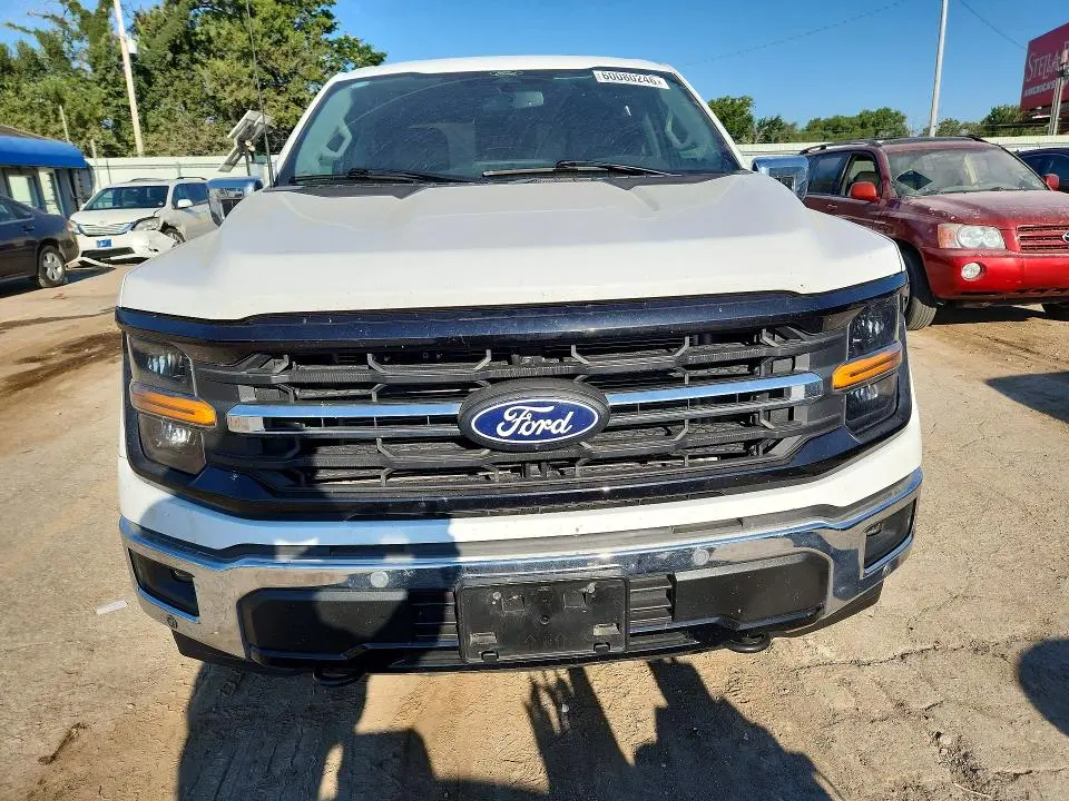 2024 FORD F150 XLT  