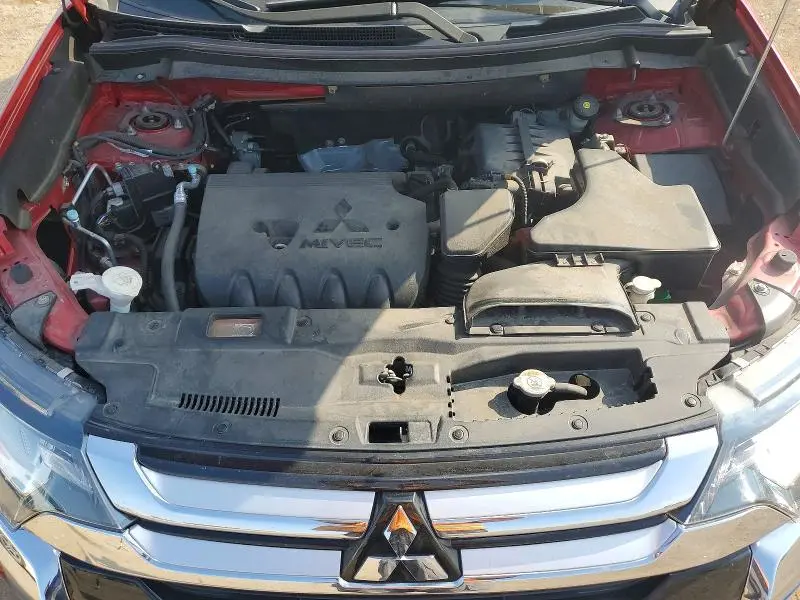 2017 MITSUBISHI OUTLANDER SE  