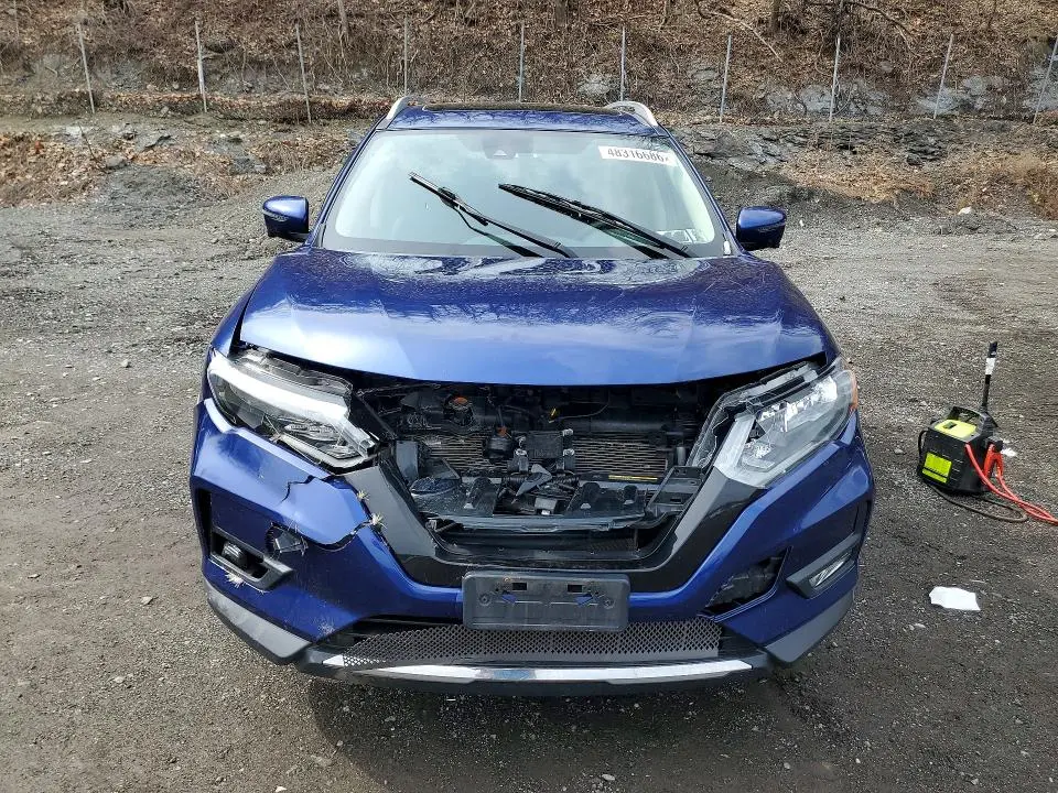 2019 NISSAN ROGUE SV  