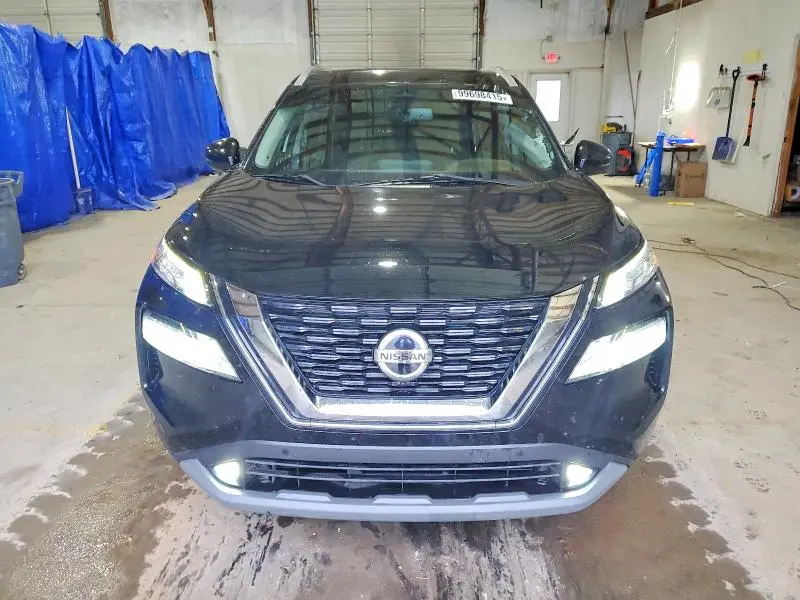 2021 NISSAN ROGUE SL  