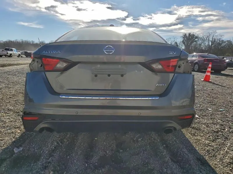 2021 NISSAN ALTIMA SV  