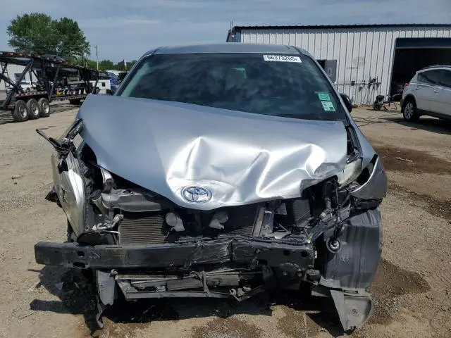 2017 TOYOTA SIENNA   
