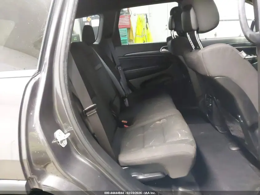 2020 JEEP GRAND CHEROKEE LAREDO E 4X4