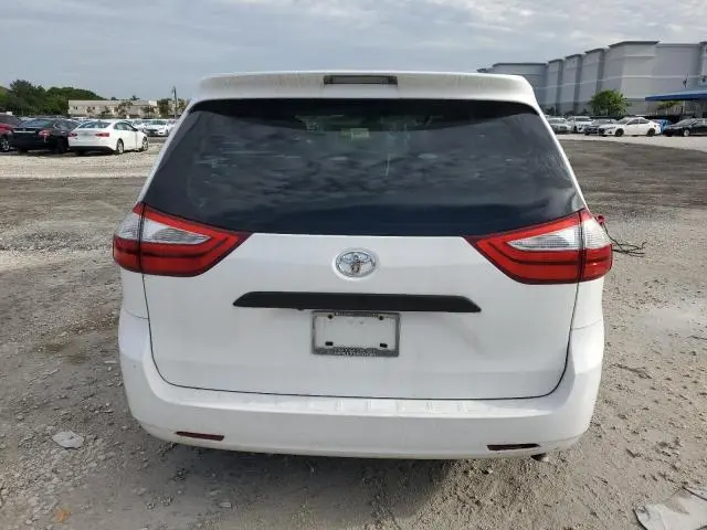 2015 TOYOTA SIENNA   