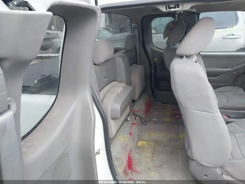 2017 NISSAN FRONTIER S