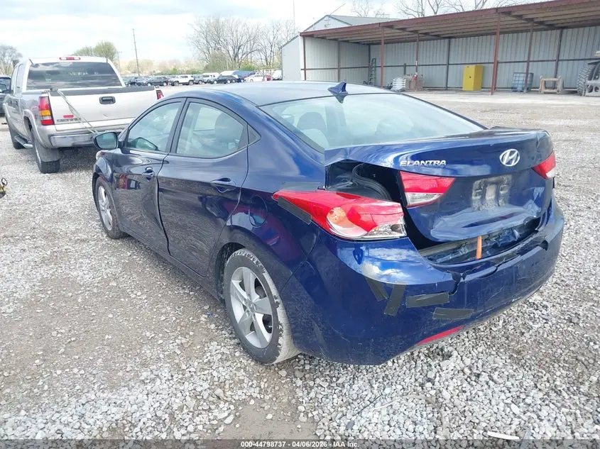 2013 HYUNDAI ELANTRA GLS