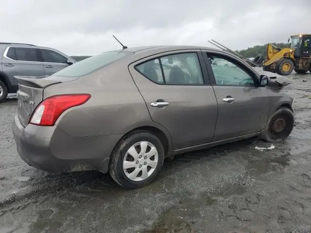 2013 NISSAN VERSA S  