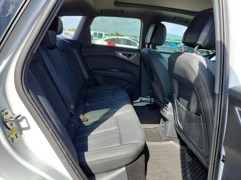2024 AUDI Q4 E-TRON PREMIUM  