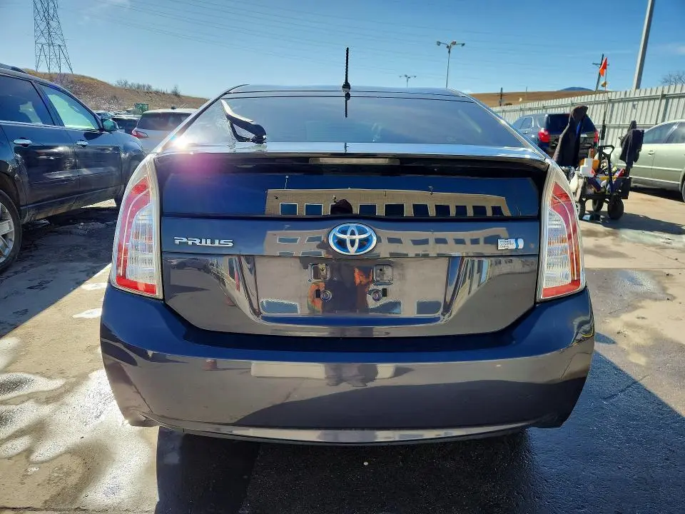 2013 TOYOTA PRIUS   