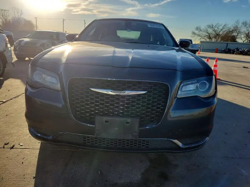2019 CHRYSLER 300 TOURING  