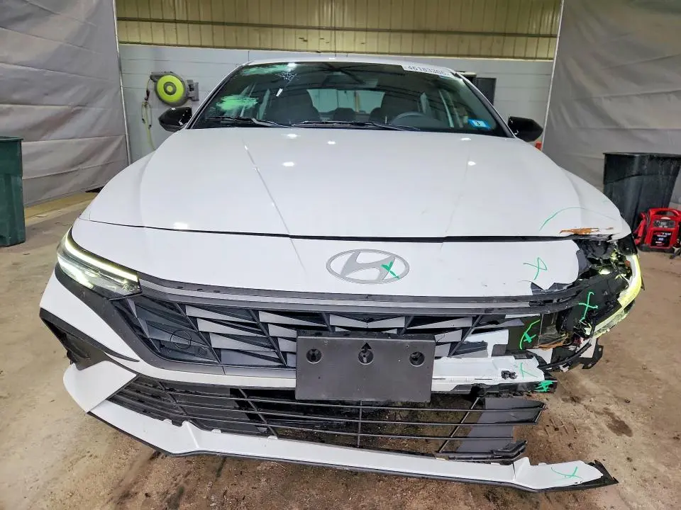 2025 HYUNDAI ELANTRA SEL SPORT  