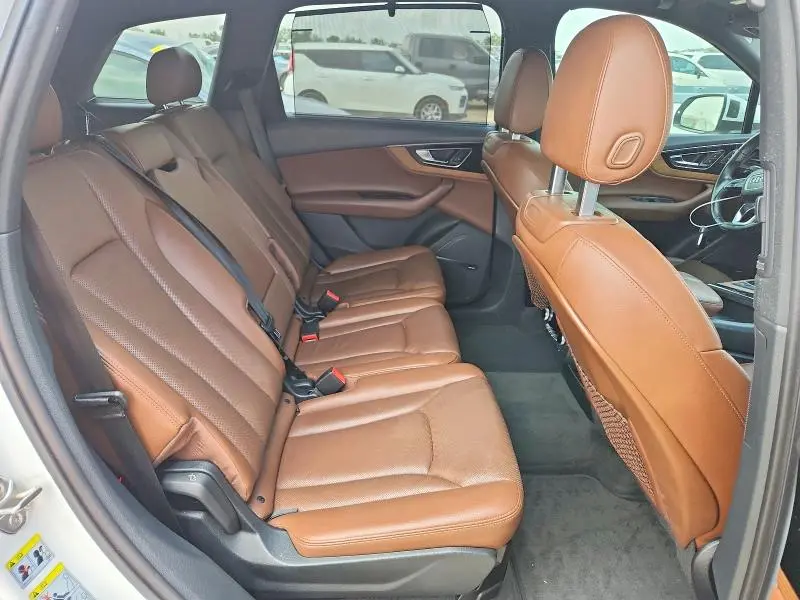 2017 AUDI Q7 PRESTIGE  