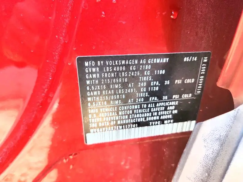 2014 VOLKSWAGEN TIGUAN S  