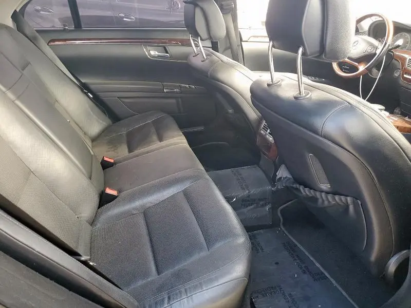 2011 MERCEDES-BENZ S 550  