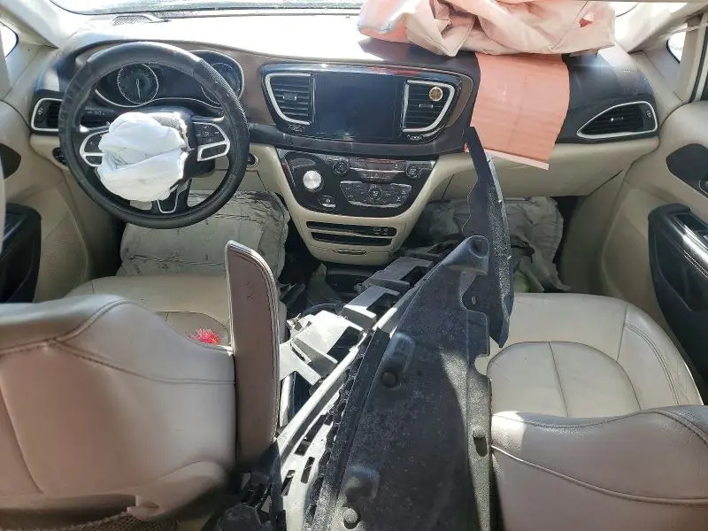 2017 CHRYSLER PACIFICA TOURING L  