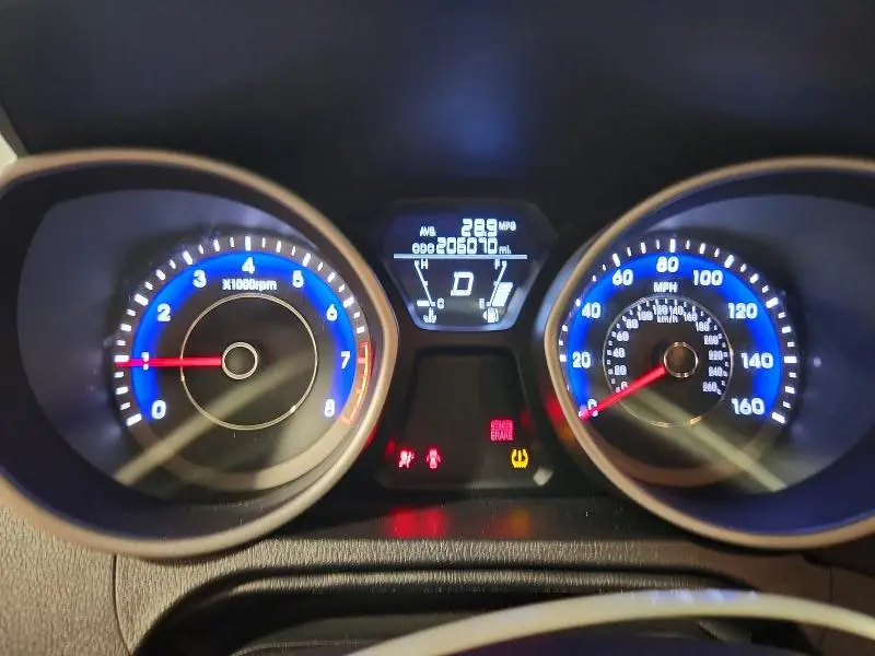 2011 HYUNDAI ELANTRA LIMITED  