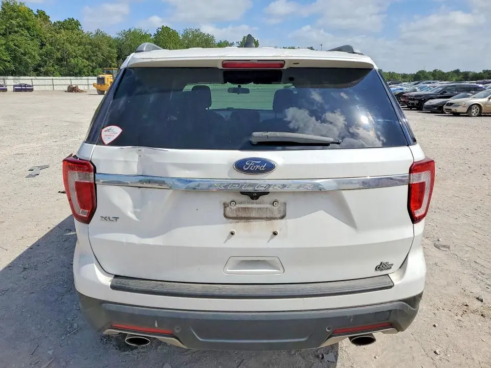 2018 FORD EXPLORER XLT  