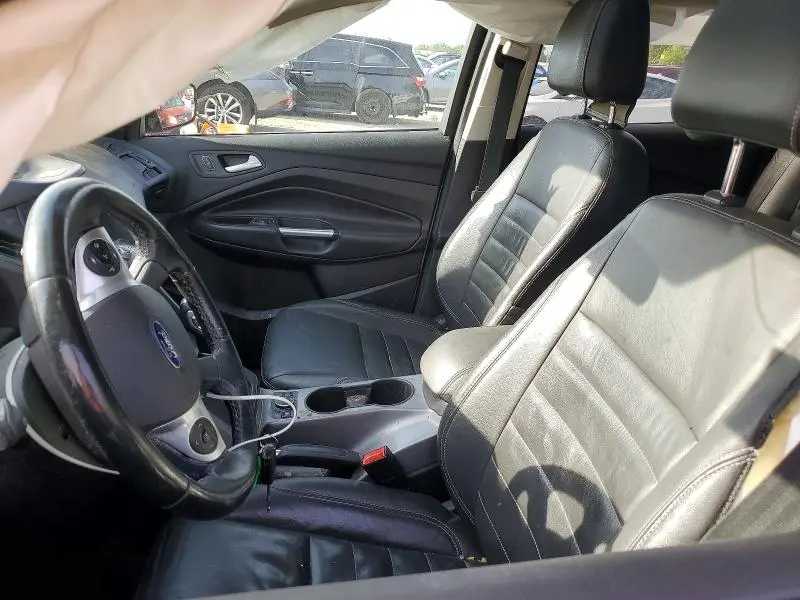2015 FORD ESCAPE SE  