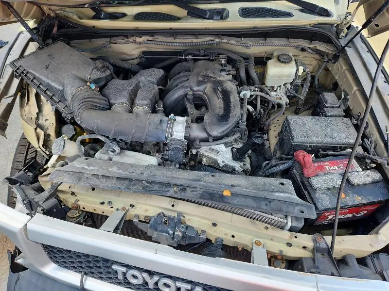 2012 TOYOTA FJ CRUISER BASE  