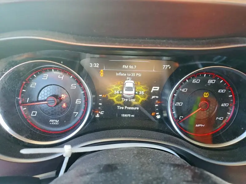 2020 DODGE CHARGER SXT  