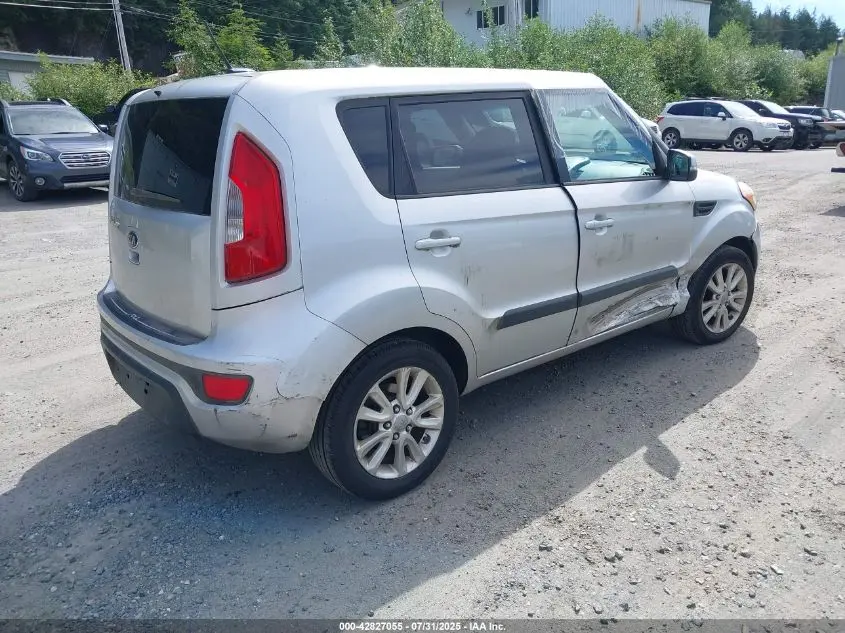 2013 KIA SOUL +