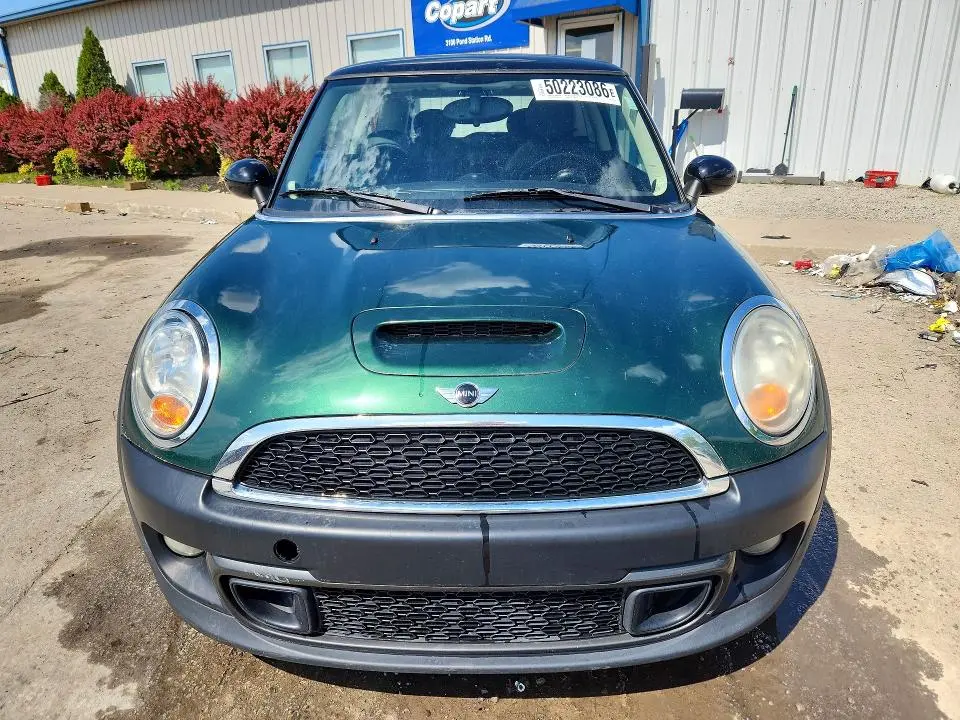 2011 MINI COOPER S  