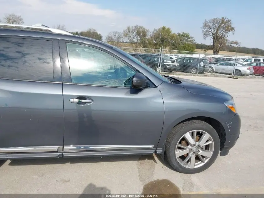 2013 NISSAN PATHFINDER PLATINUM