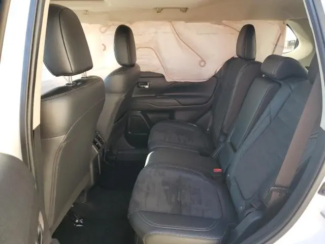 2020 MITSUBISHI OUTLANDER SE  