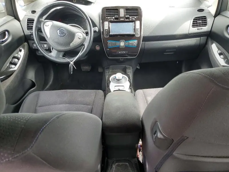 2014 NISSAN LEAF SV  