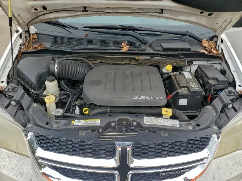 2012 DODGE GRAND CARAVAN SE  