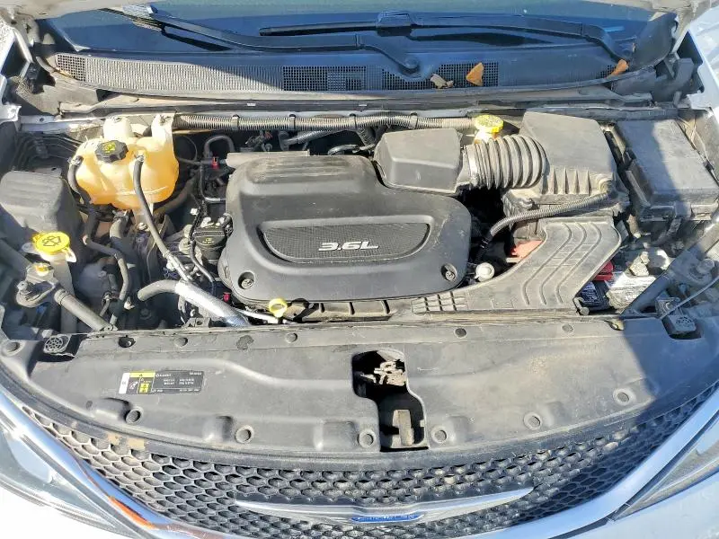 2018 CHRYSLER PACIFICA TOURING L  