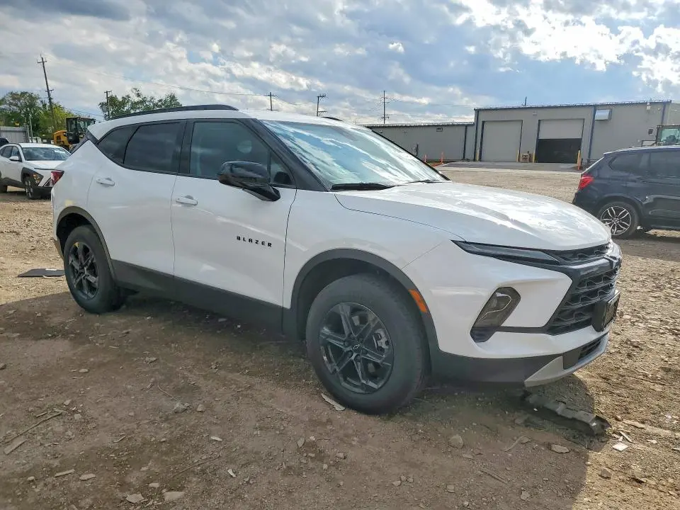 2024 CHEVROLET BLAZER 2LT  