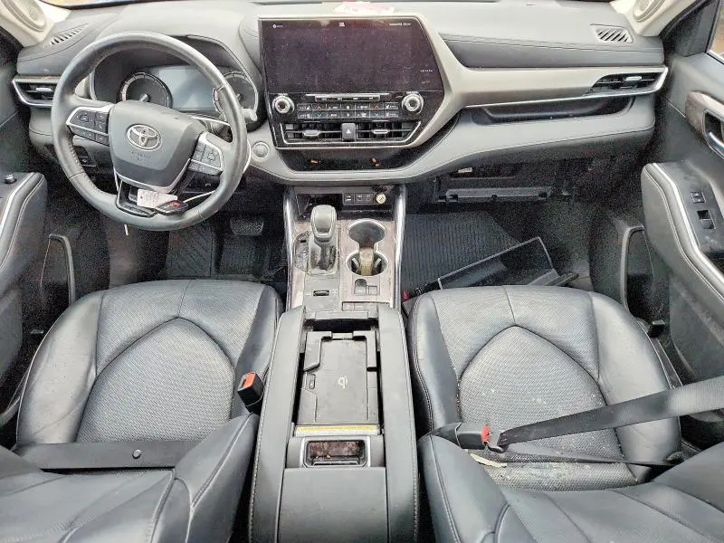 2022 TOYOTA HIGHLANDER LIMITED  
