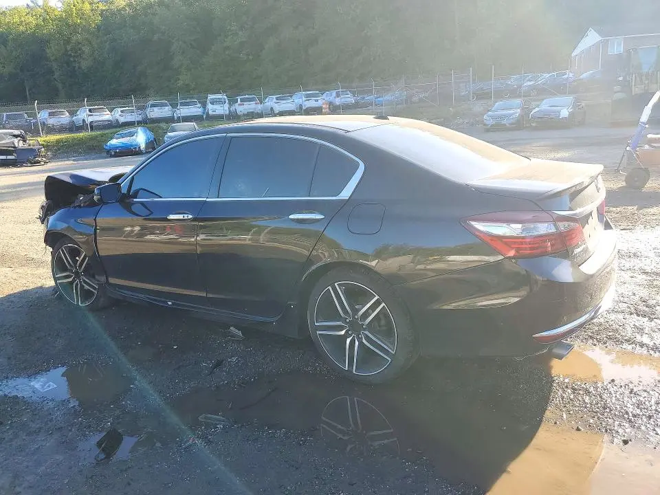 2017 HONDA ACCORD TOURING  