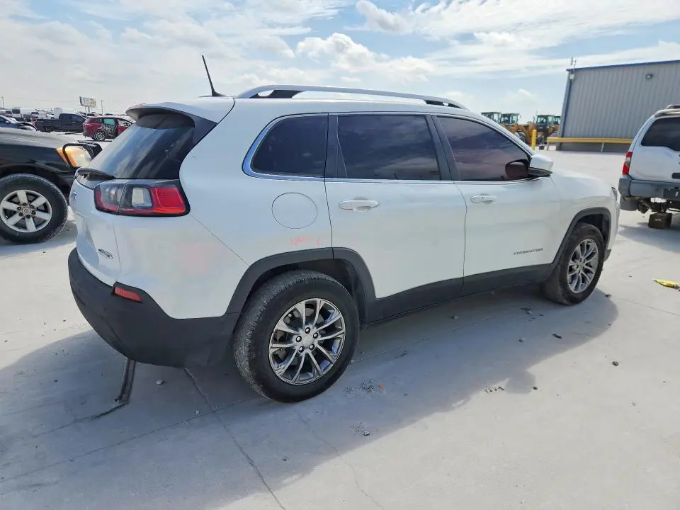 2020 JEEP CHEROKEE LATITUDE PLUS  
