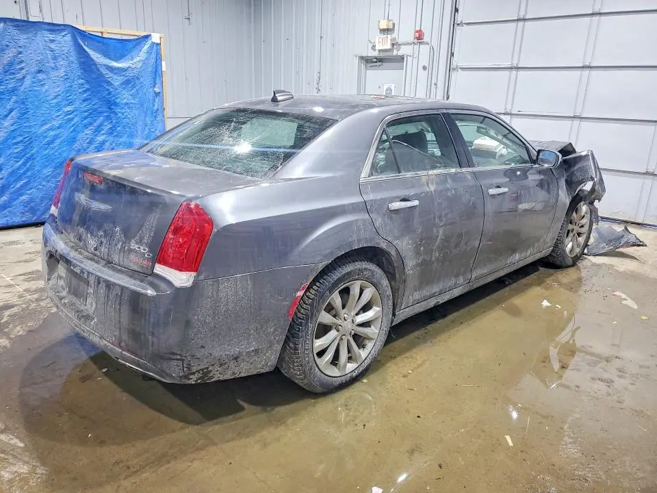 2017 CHRYSLER 300C   