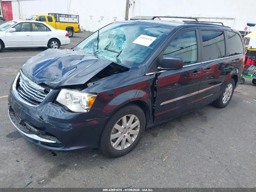 2013 CHRYSLER TOWN & COUNTRY TOURING