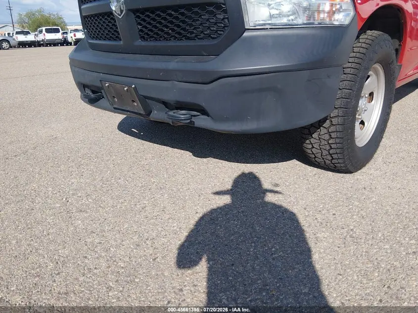 2019 RAM 1500 CLASSIC TRADESMAN  4X4 5'7 BOX