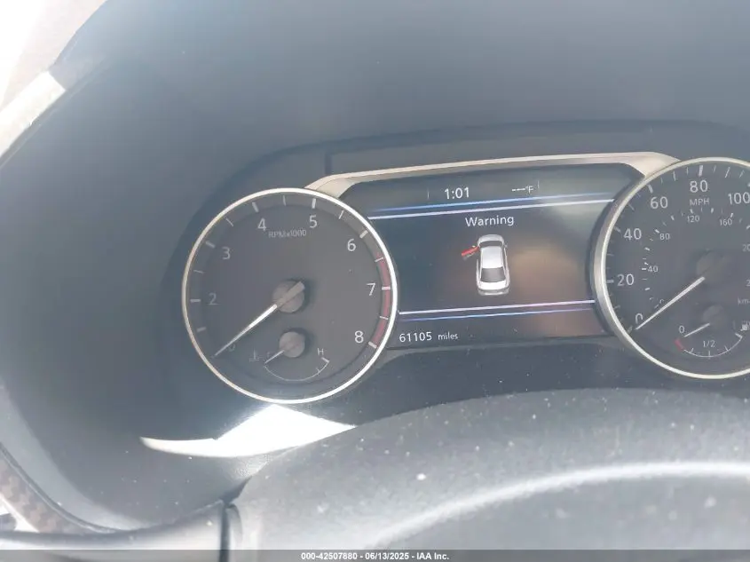 2022 NISSAN SENTRA SR XTRONIC CVT