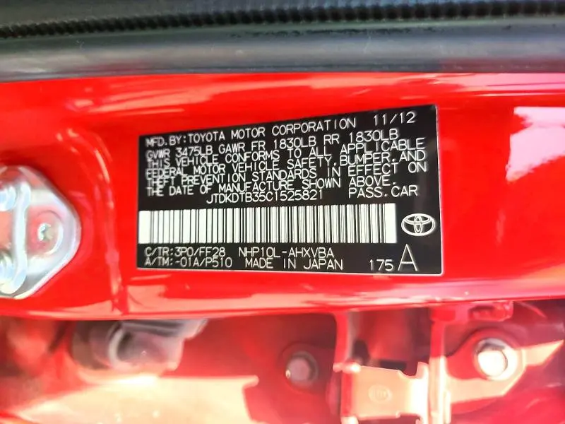 2012 TOYOTA PRIUS C TWO  