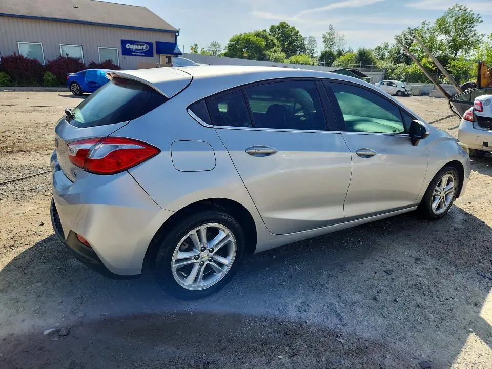 2017 CHEVROLET CRUZE LT  