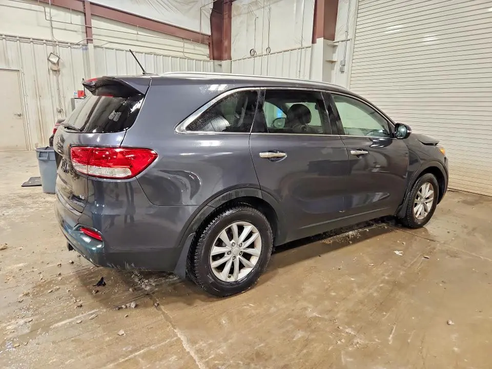 2018 KIA SORENTO LX V6  