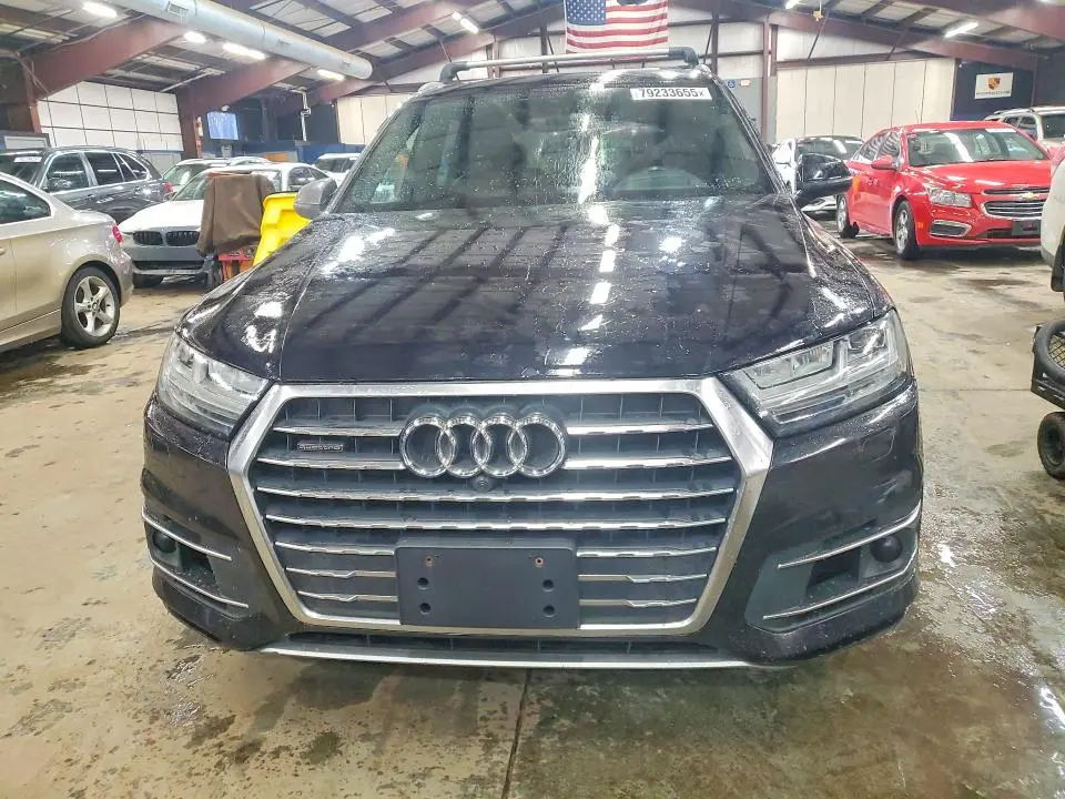 2017 AUDI Q7 PRESTIGE  