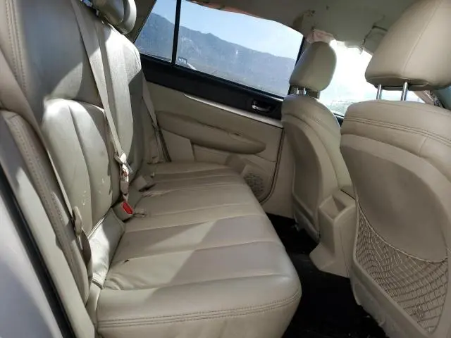 2010 SUBARU OUTBACK 2.5I PREMIUM  