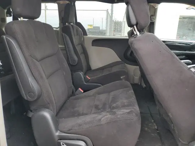 2014 DODGE GRAND CARAVAN SE  