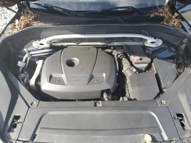 2018 VOLVO XC90 T6  