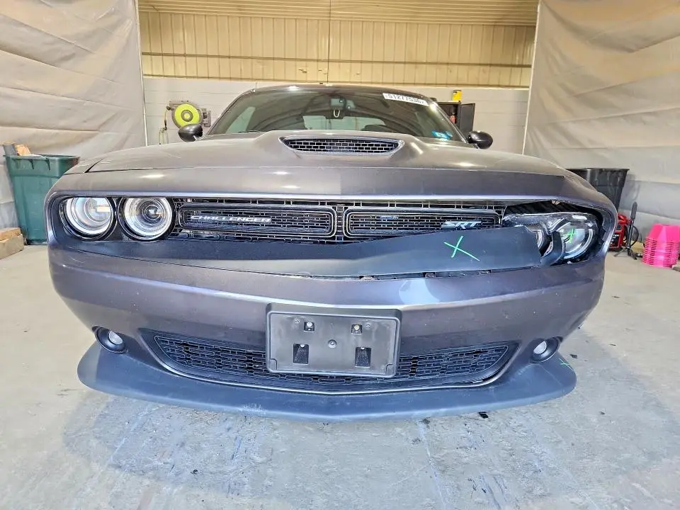 2016 DODGE CHALLENGER SRT 392  