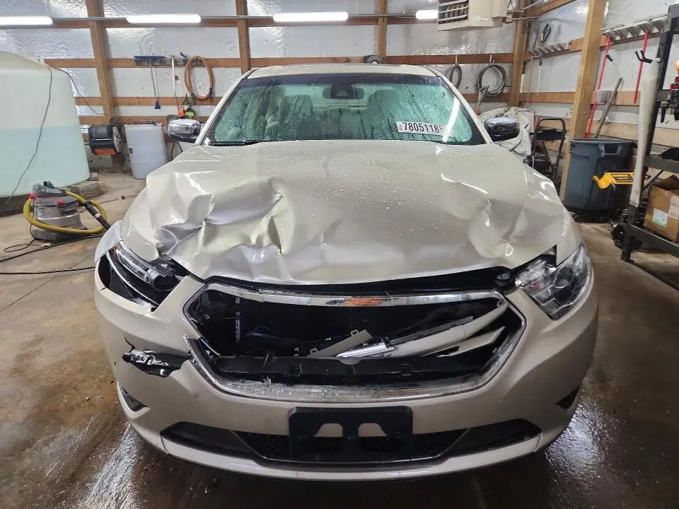 2017 FORD TAURUS LIMITED  