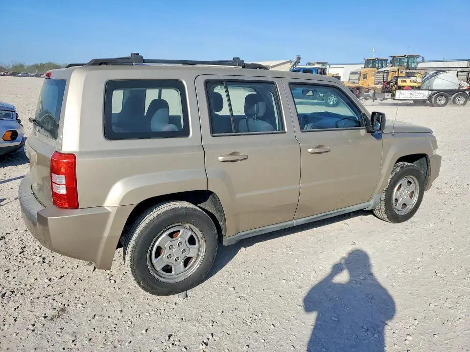 2010 JEEP PATRIOT SPORT  